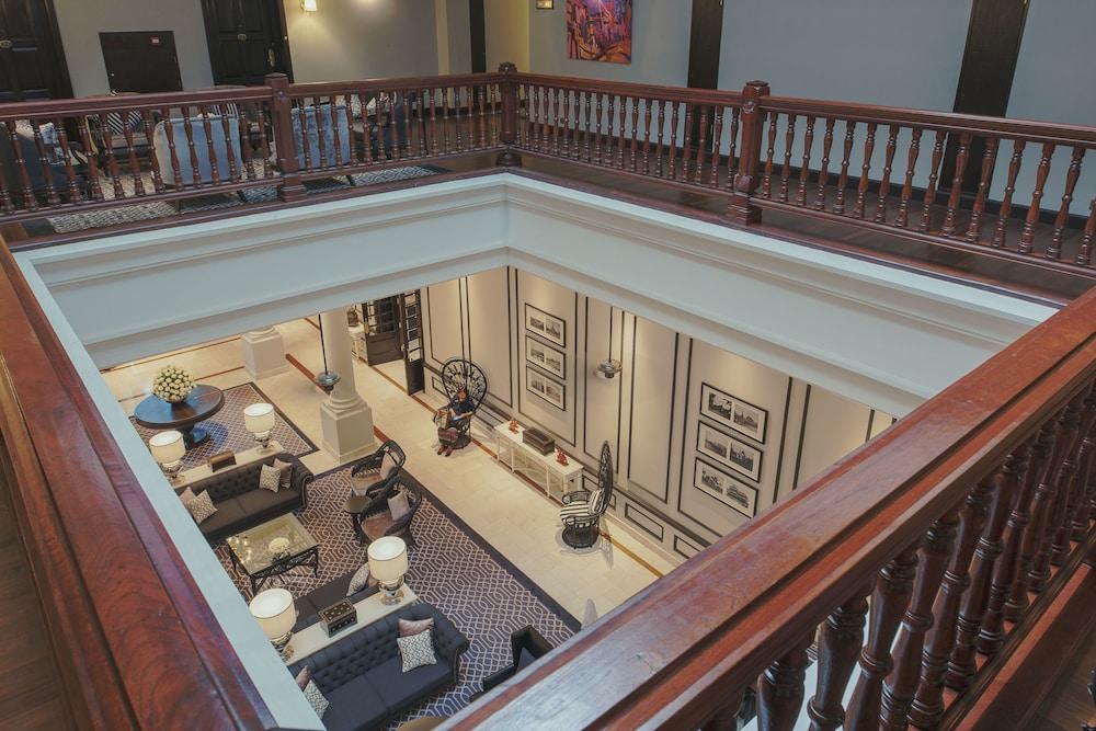 The Strand, Yangon Luaran gambar